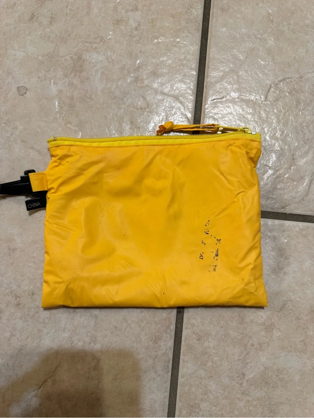 GAP lightweight hooded